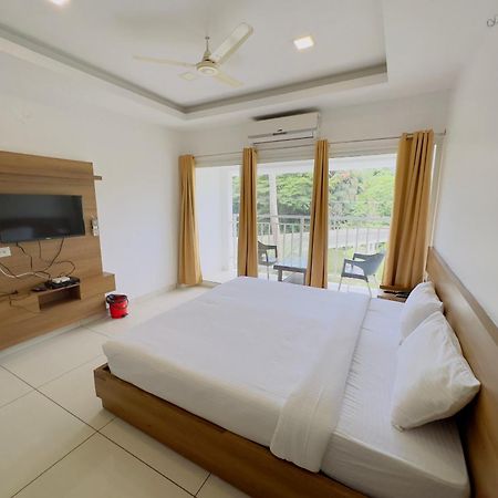 Hotel Lets Stay Kochi Εξωτερικό φωτογραφία