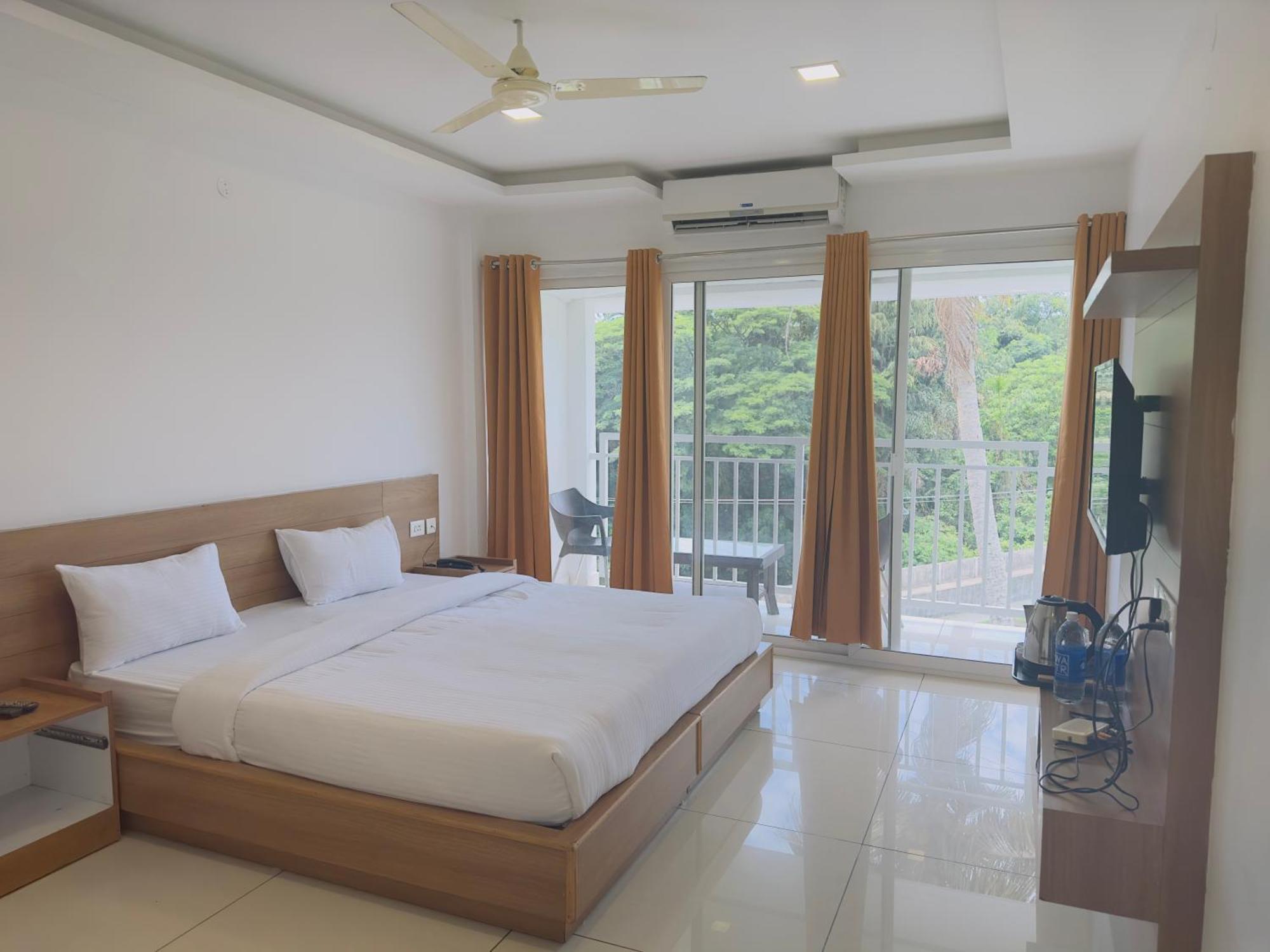 Hotel Lets Stay Kochi Εξωτερικό φωτογραφία