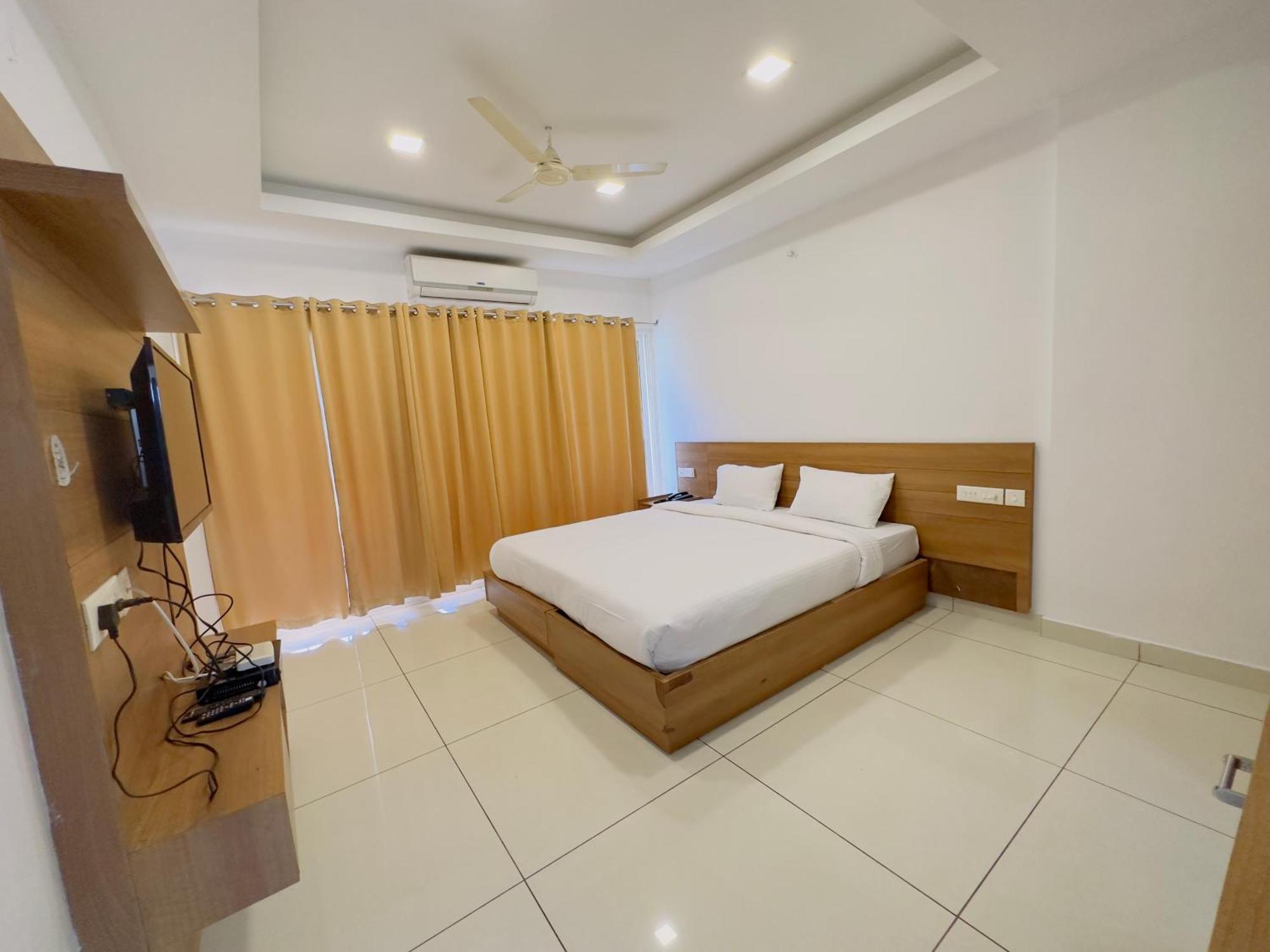 Hotel Lets Stay Kochi Εξωτερικό φωτογραφία
