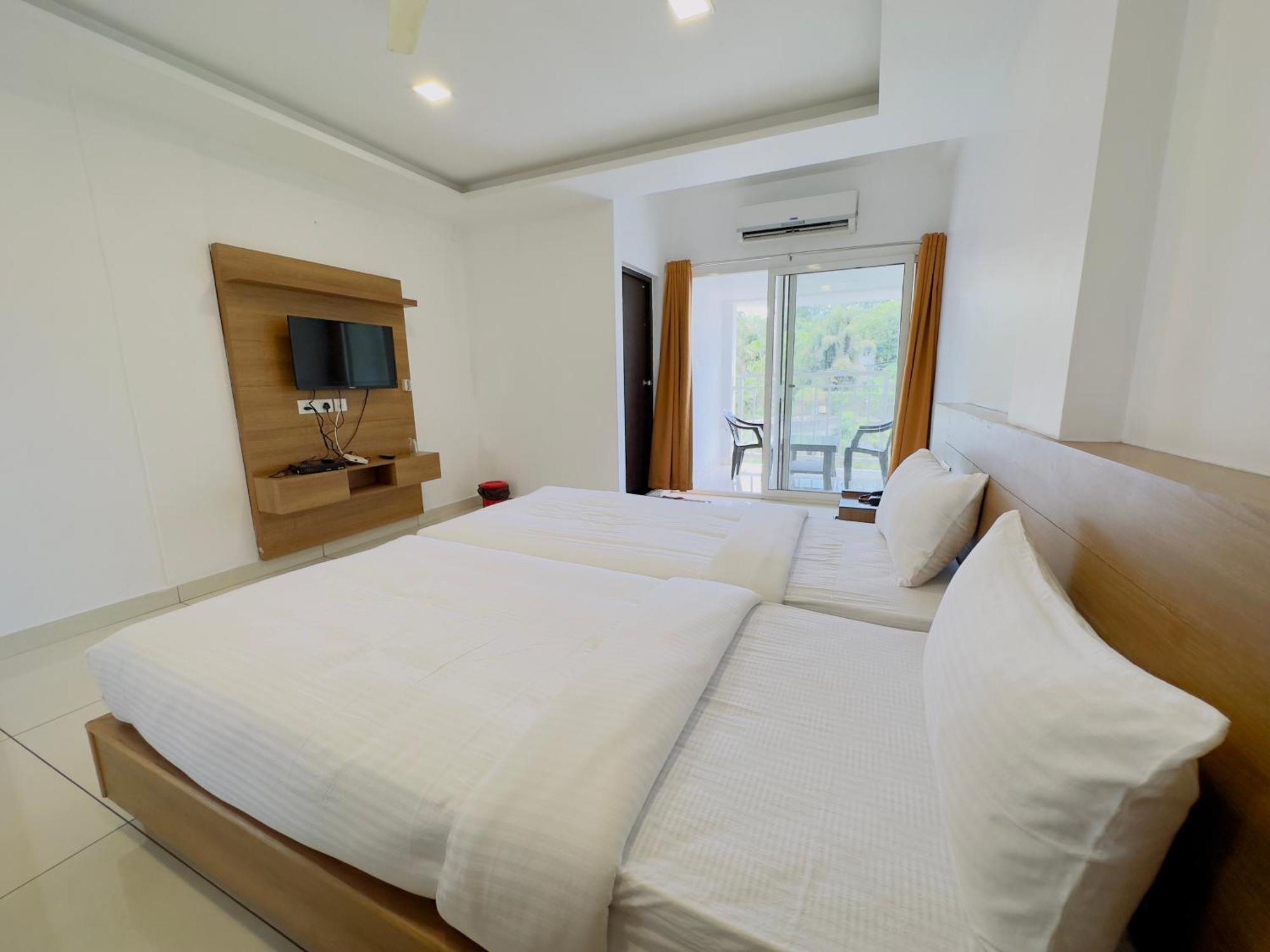 Hotel Lets Stay Kochi Εξωτερικό φωτογραφία