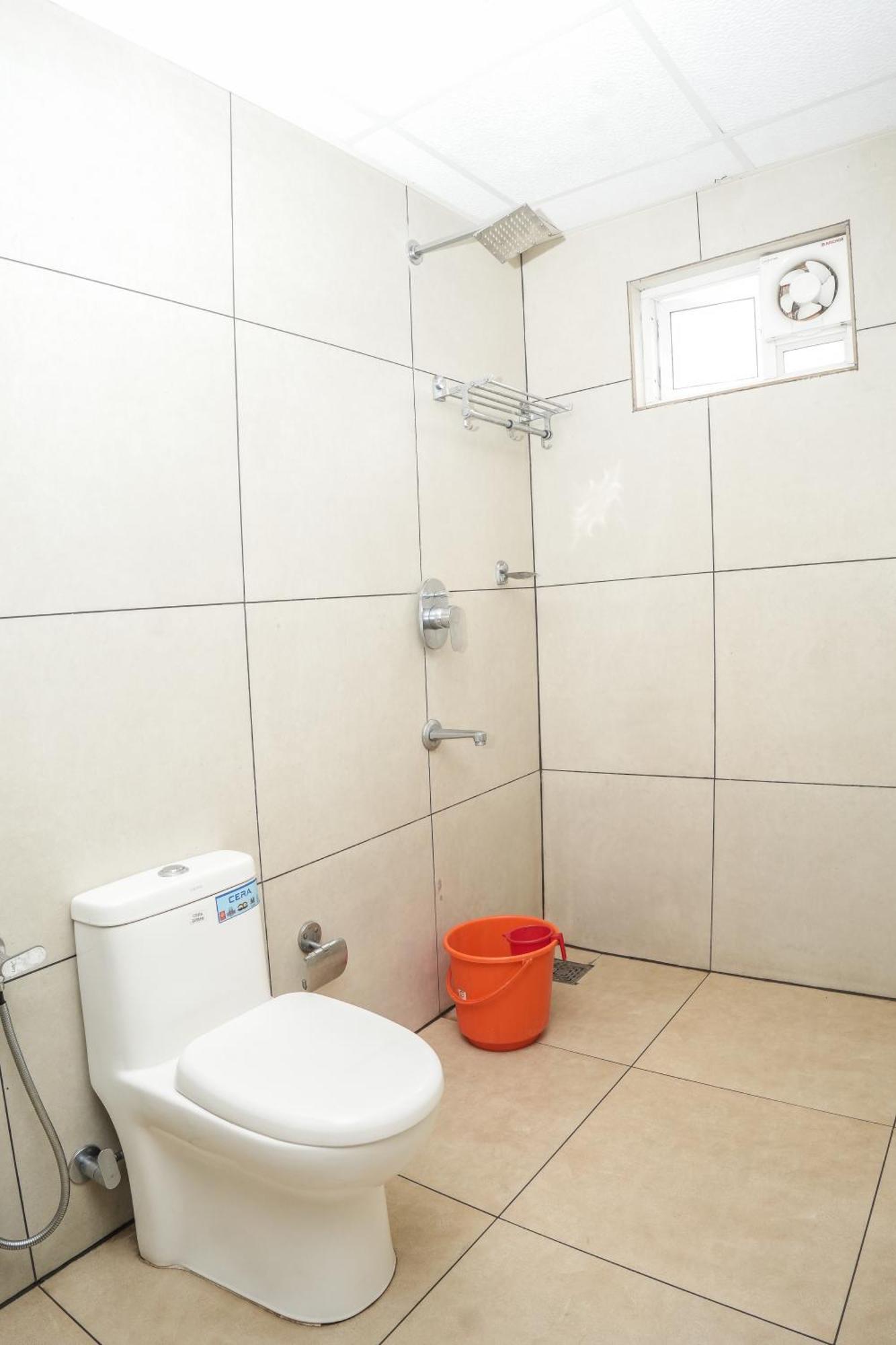Hotel Lets Stay Kochi Εξωτερικό φωτογραφία